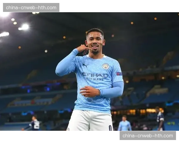 深度分析：勒沃库森提前三轮卫冕，战术板解析不败赛季秘诀